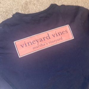 Vineyard vines t shirt